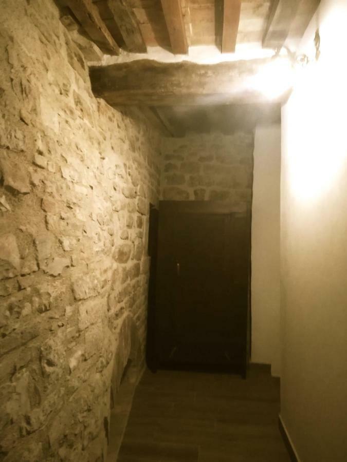 Affittacamere In Centro Gubbio Bagian luar foto