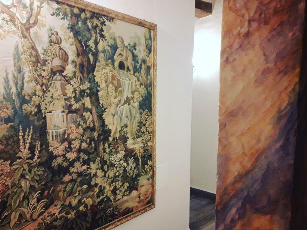 Affittacamere In Centro Gubbio Bagian luar foto