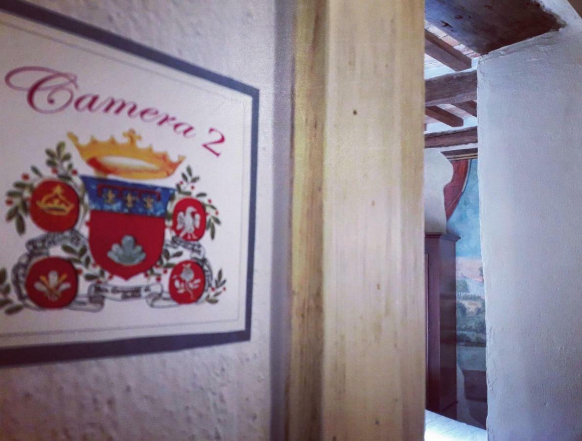 Affittacamere In Centro Gubbio Bagian luar foto